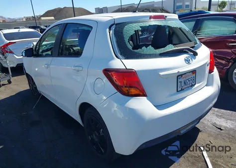 2015 Toyota Yaris L z USA, uszkodzony, nr VIN VNKKTUD31FA042277